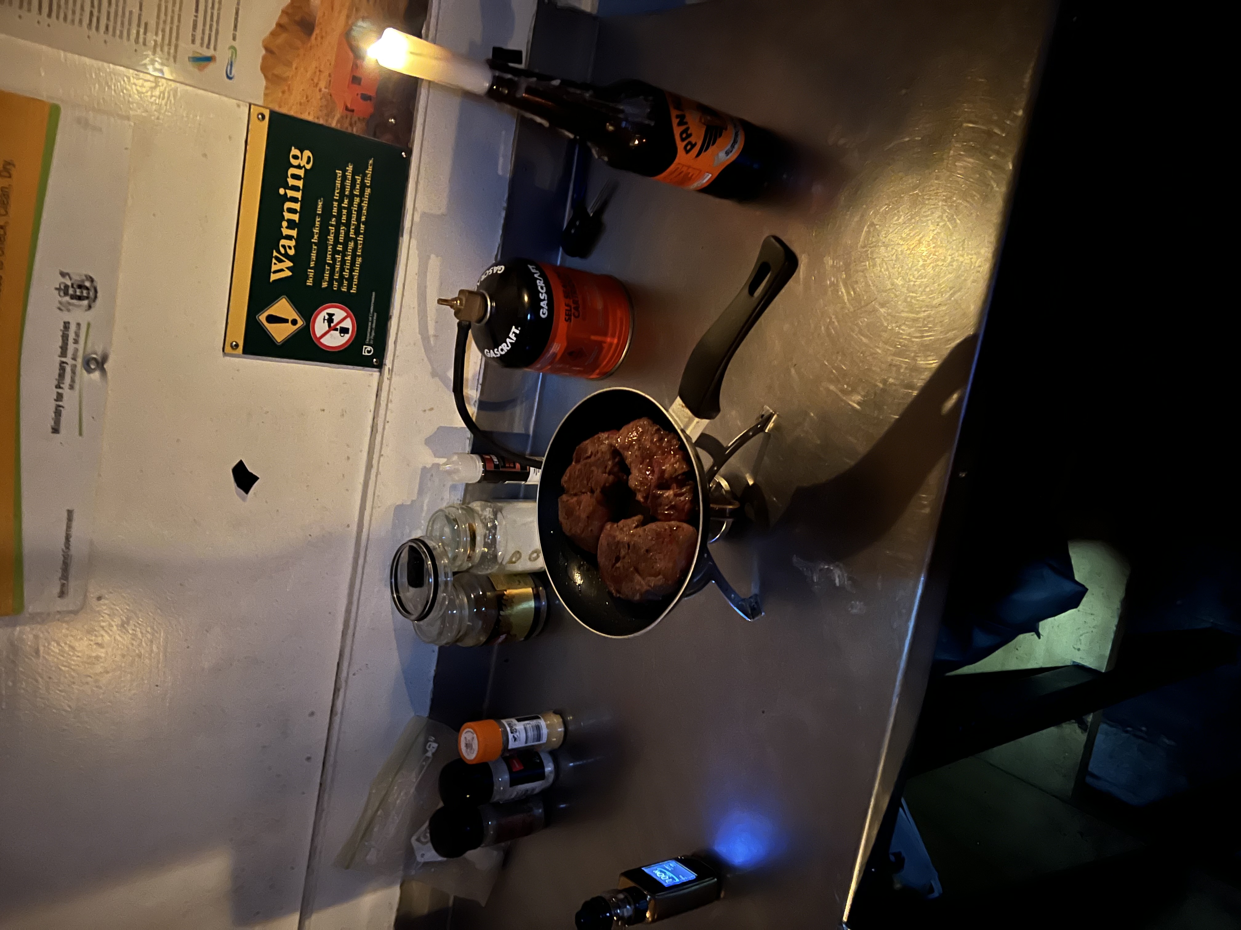 Ahuriri Base Hut image 3