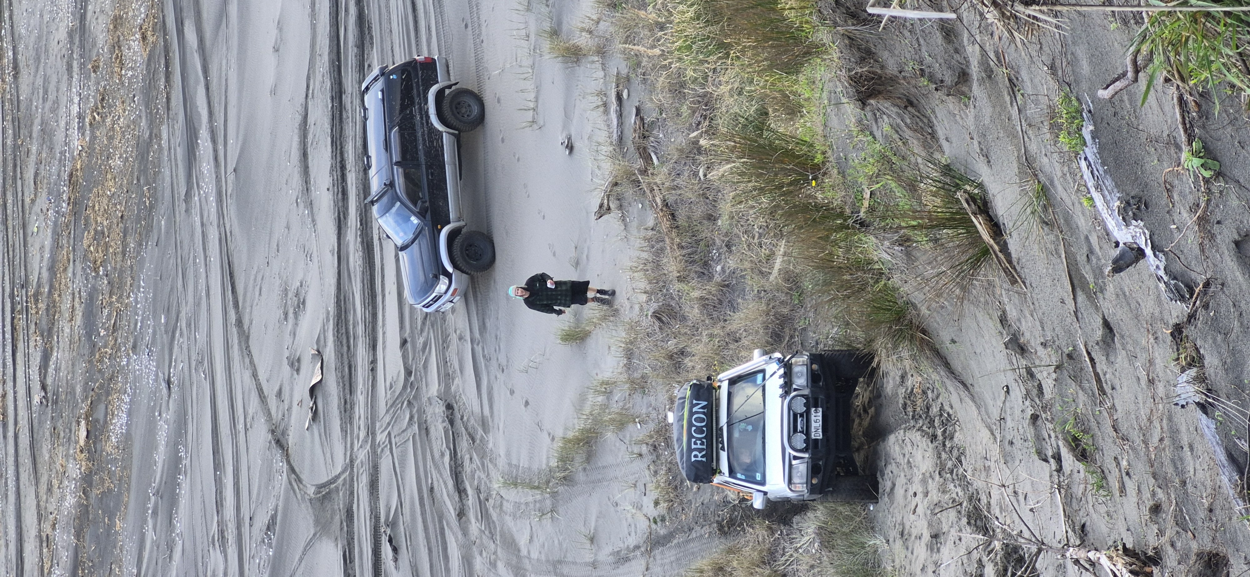 Karioitahi Beach image 1