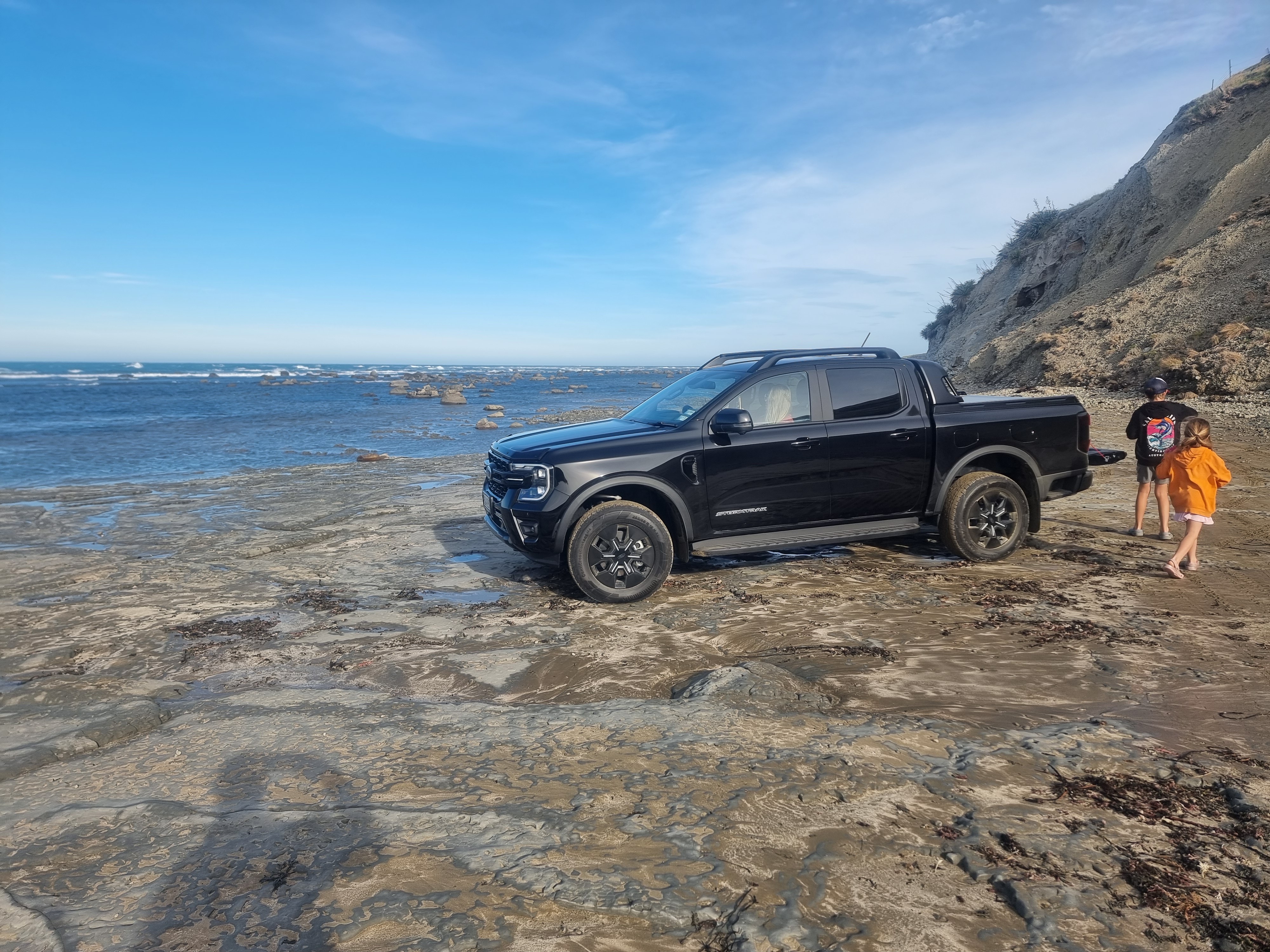 Pourerere Beach (North) image 4