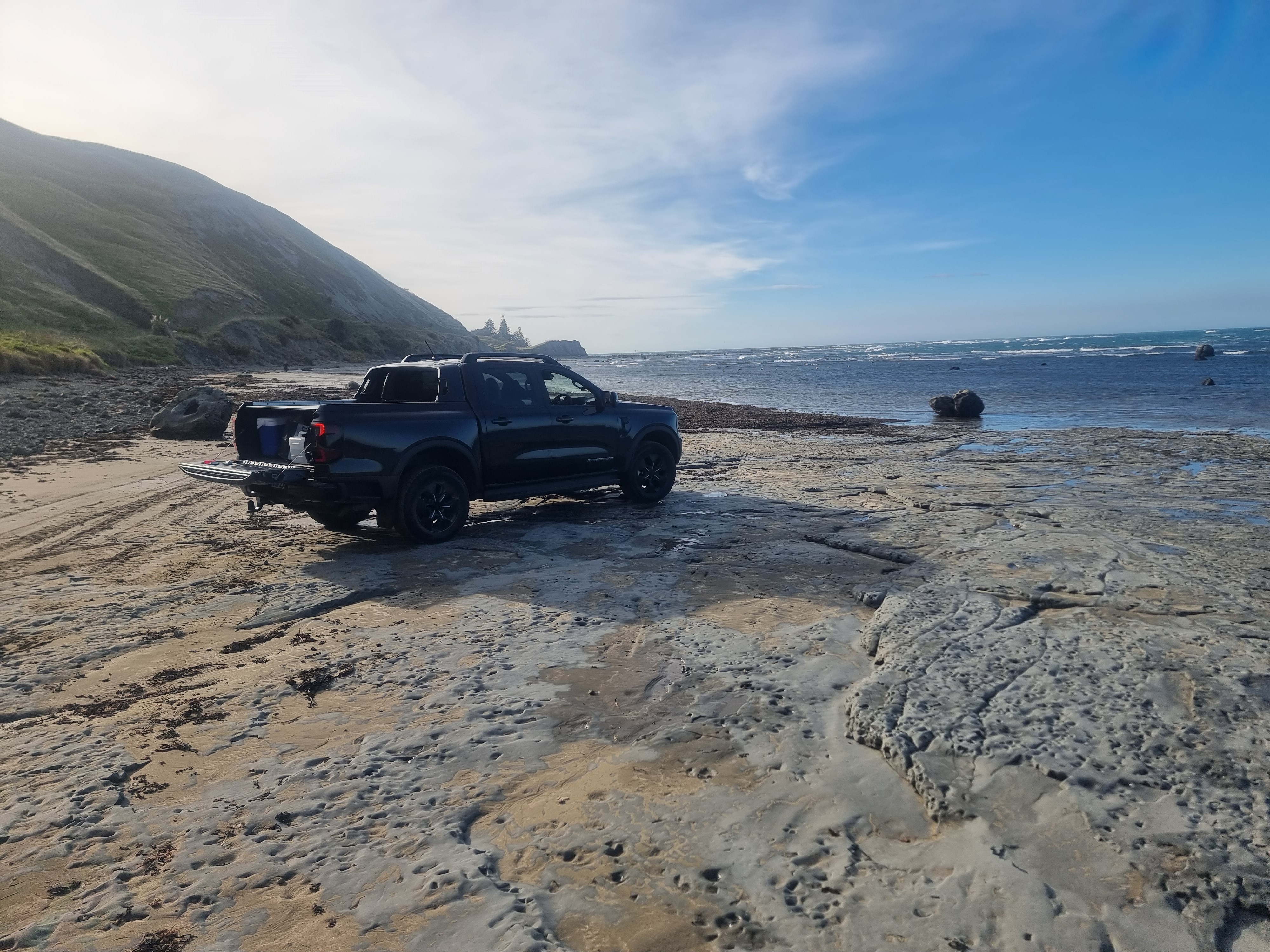 Pourerere Beach (North) image 3