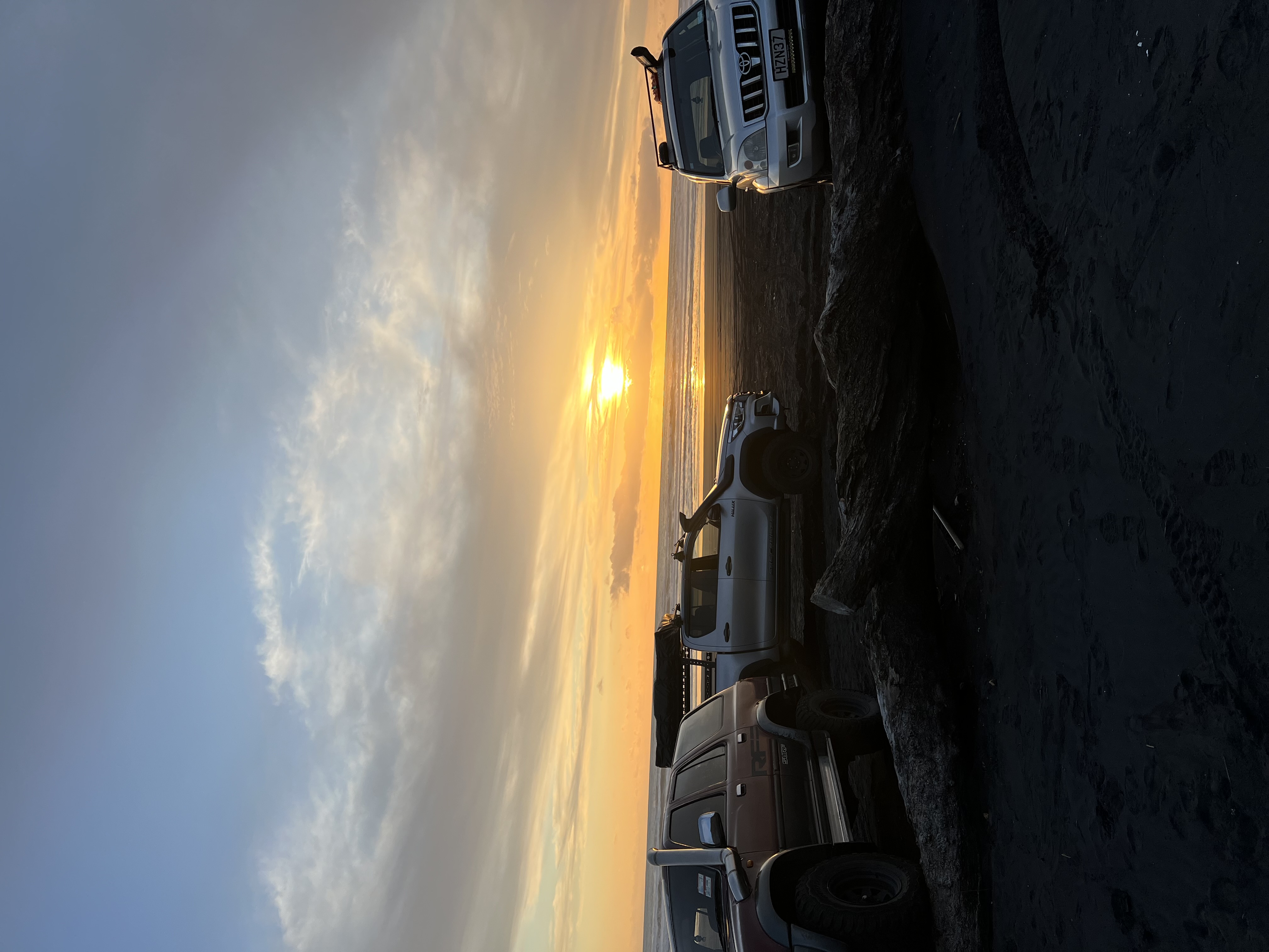 Karioitahi Beach image 3