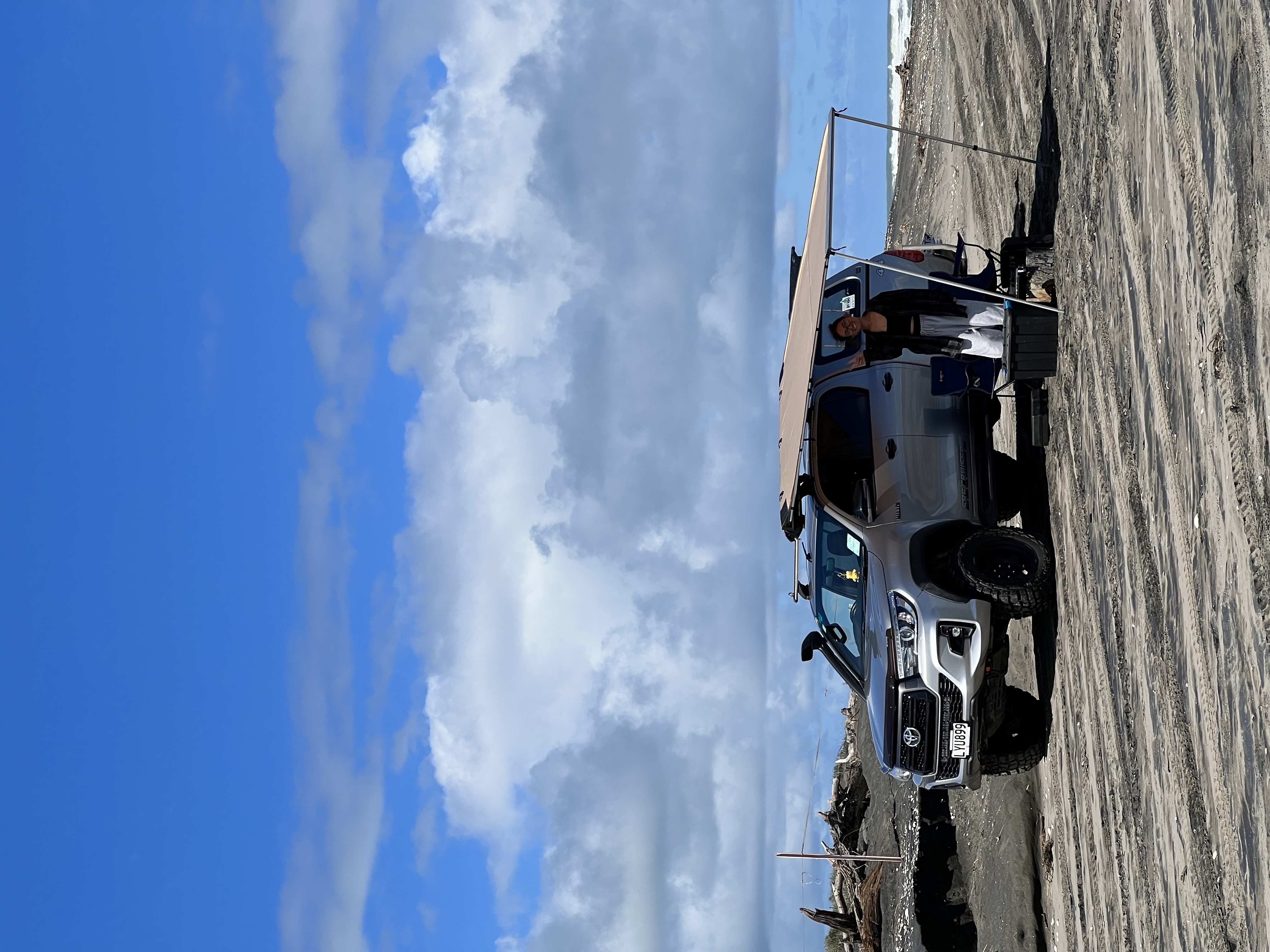 Port Waikato image 3