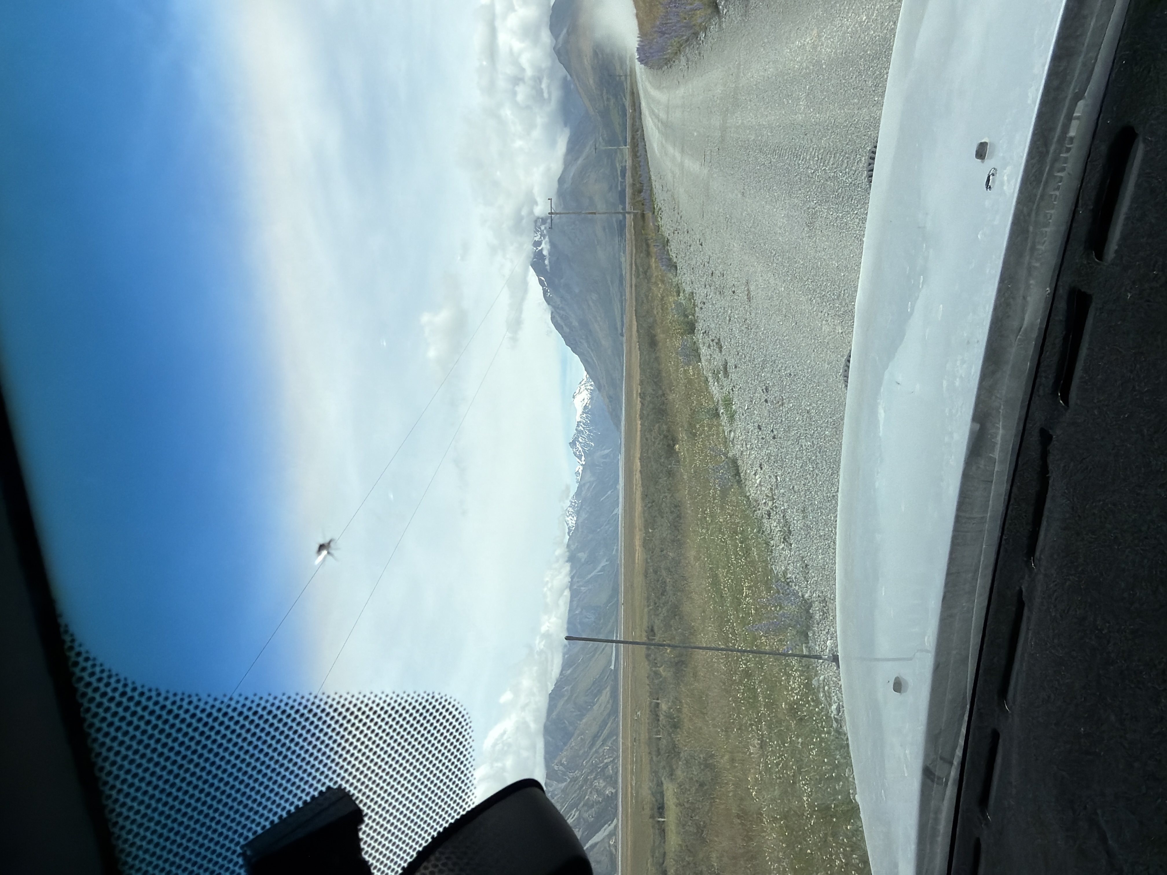 Side of Lake Tekapo/Lillybank Road image 7