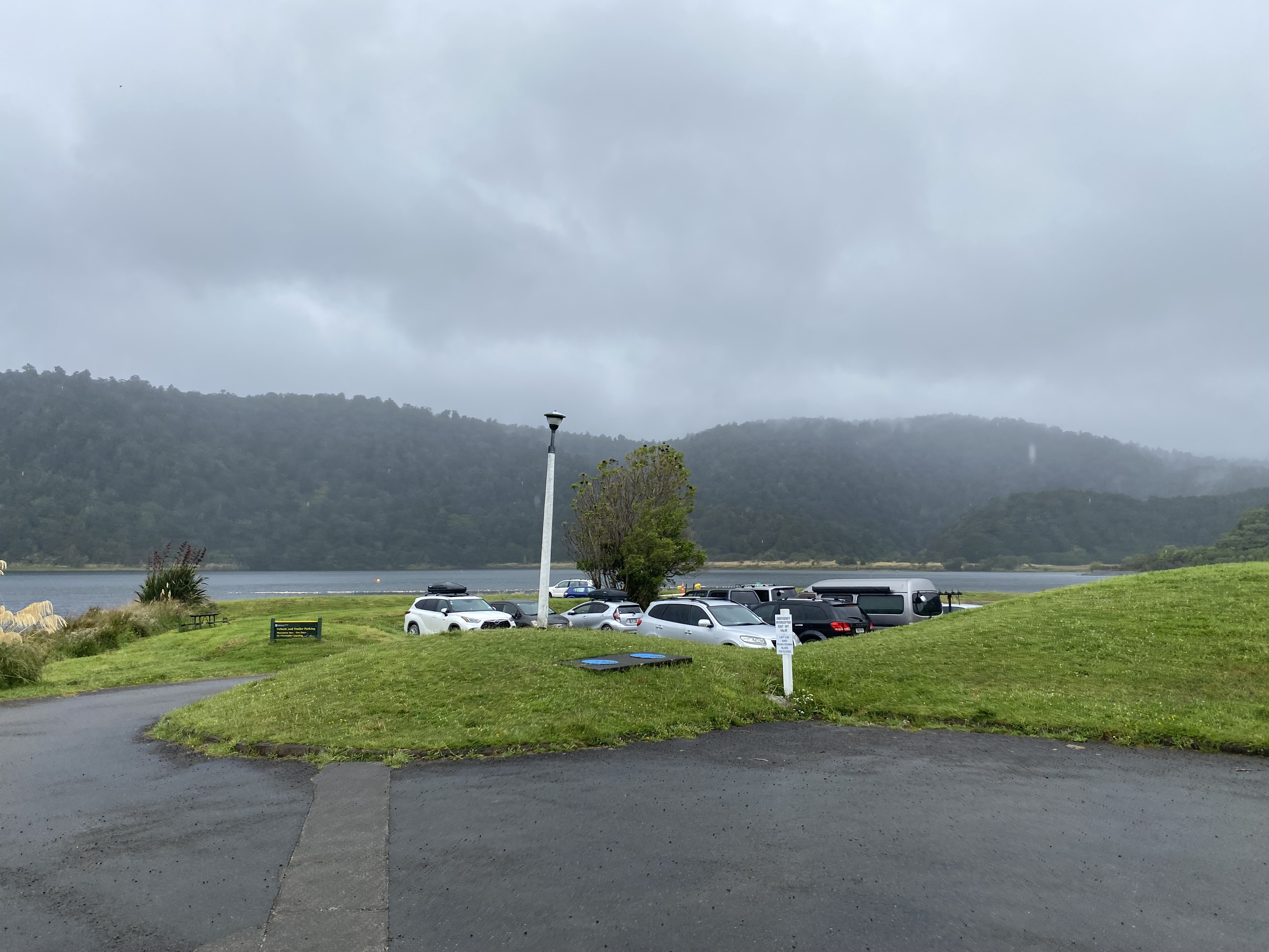 Waikaremoana Road image 2