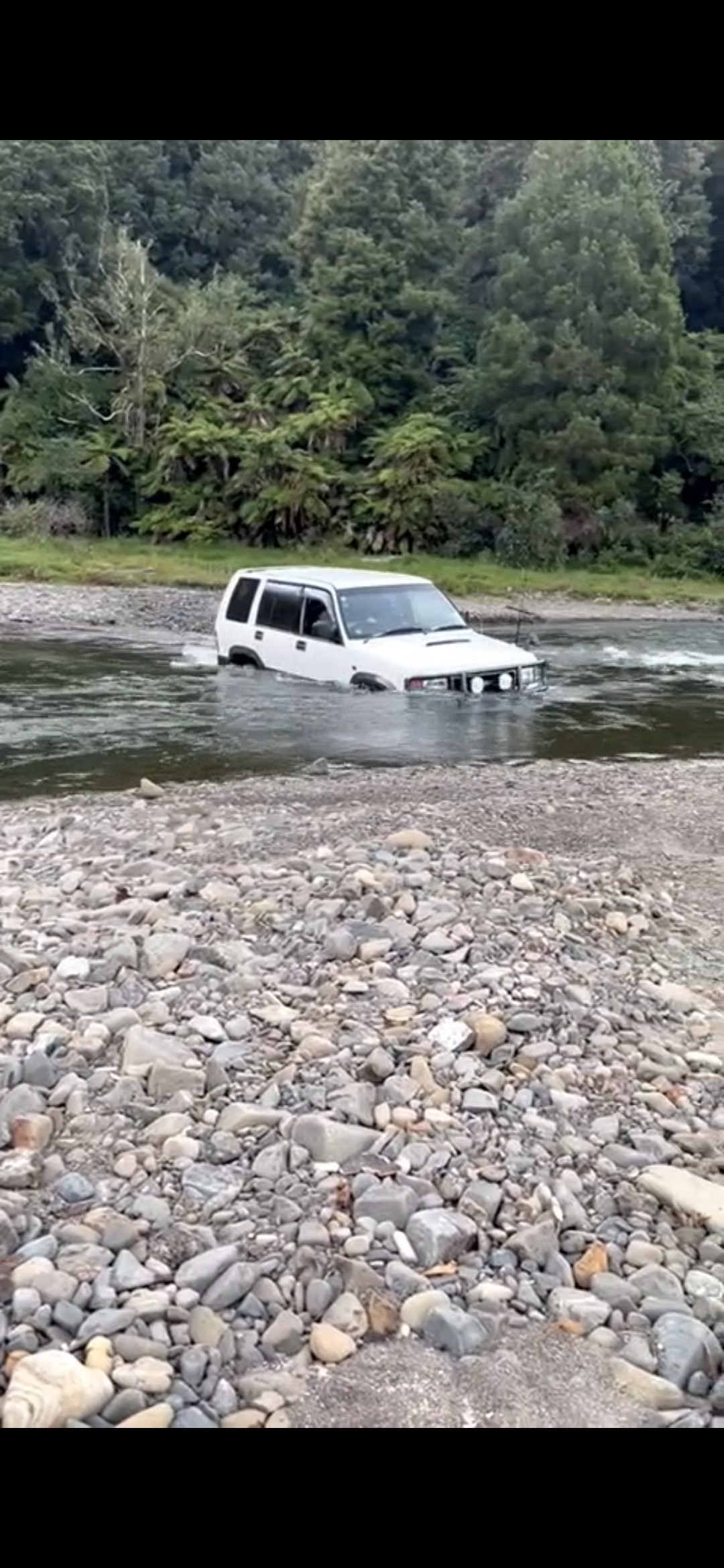 Tauranga River image 4