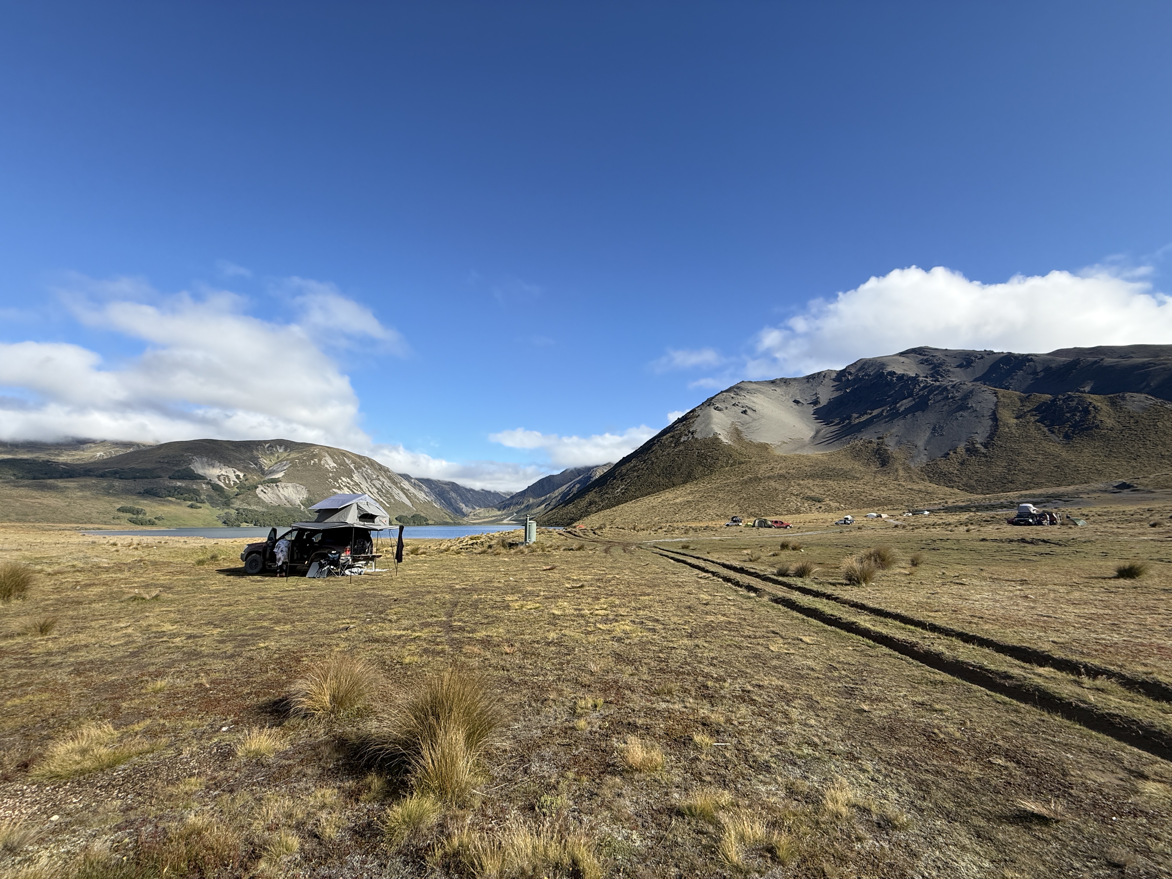 Lake Tennyson Campsite access road image 3
