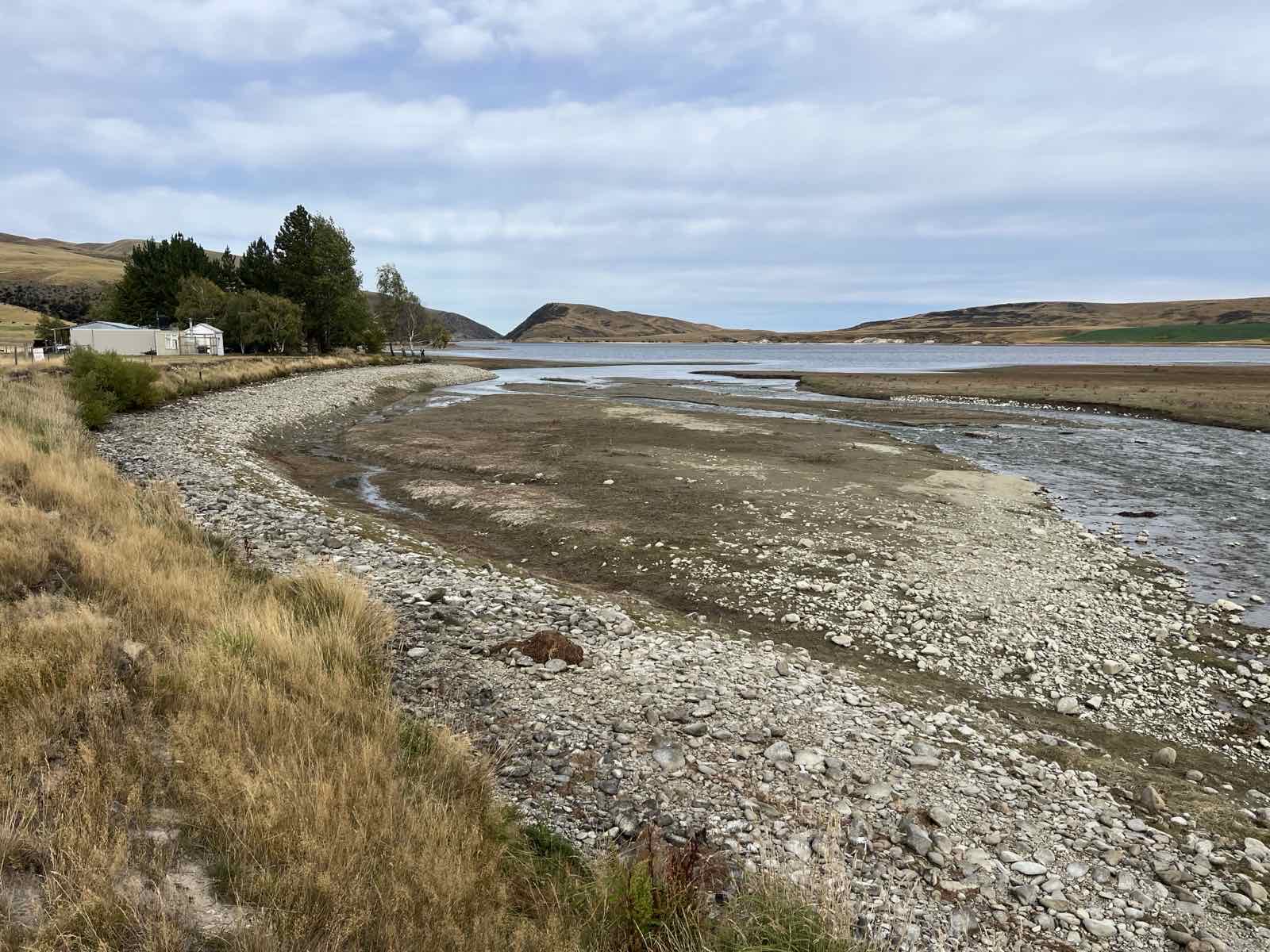Falls Dam lake image 2