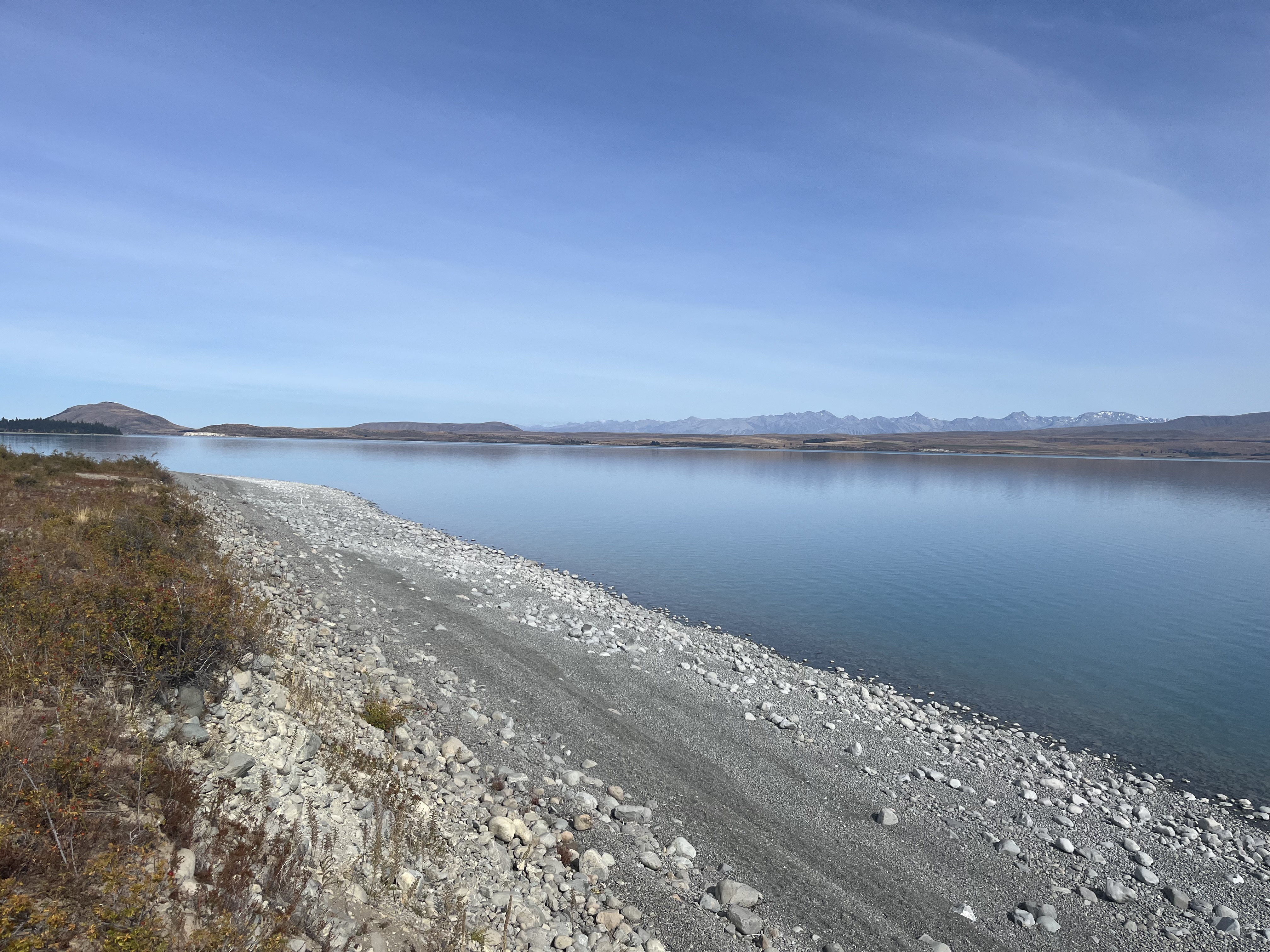 Side of Lake Tekapo/Lillybank Road image 3
