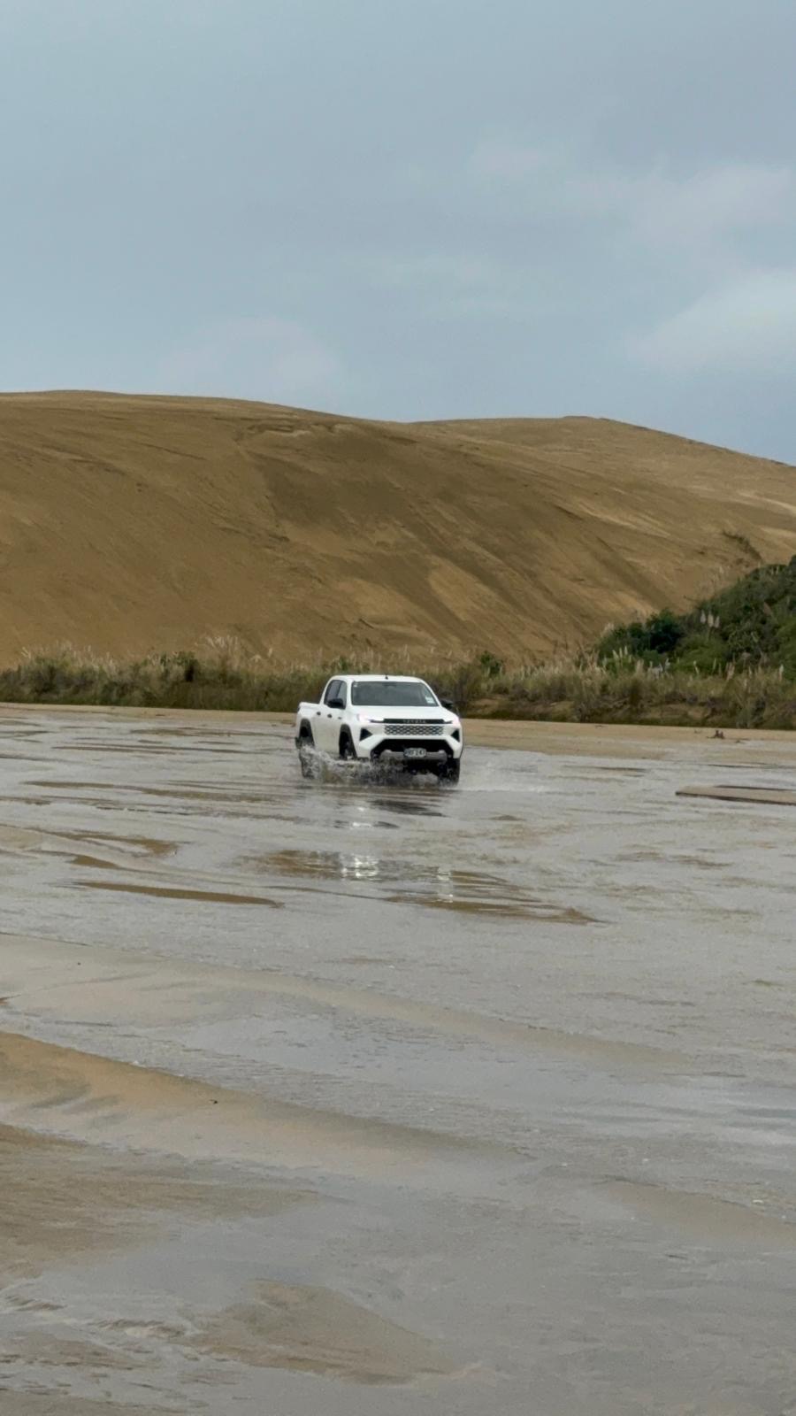 90 Mile Beach image 3