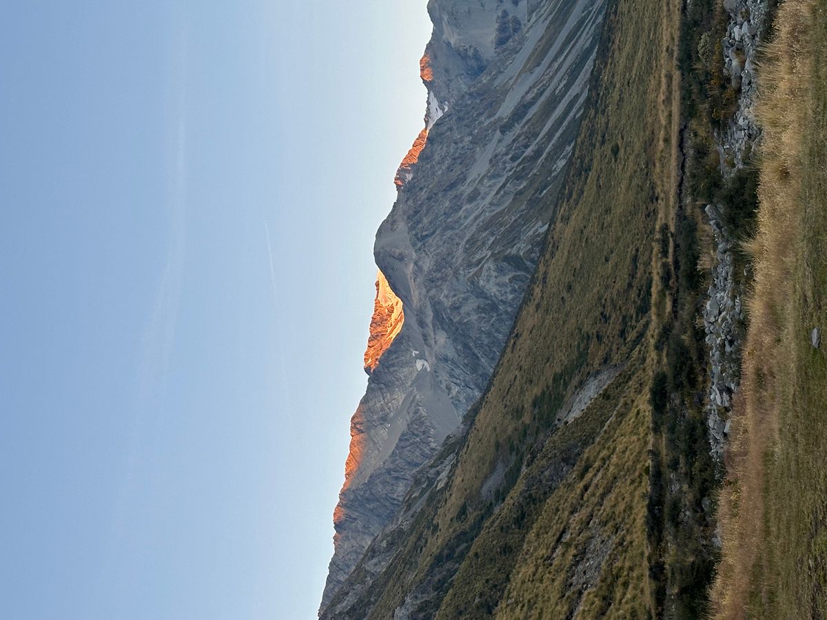 Macaulay Hut image 8