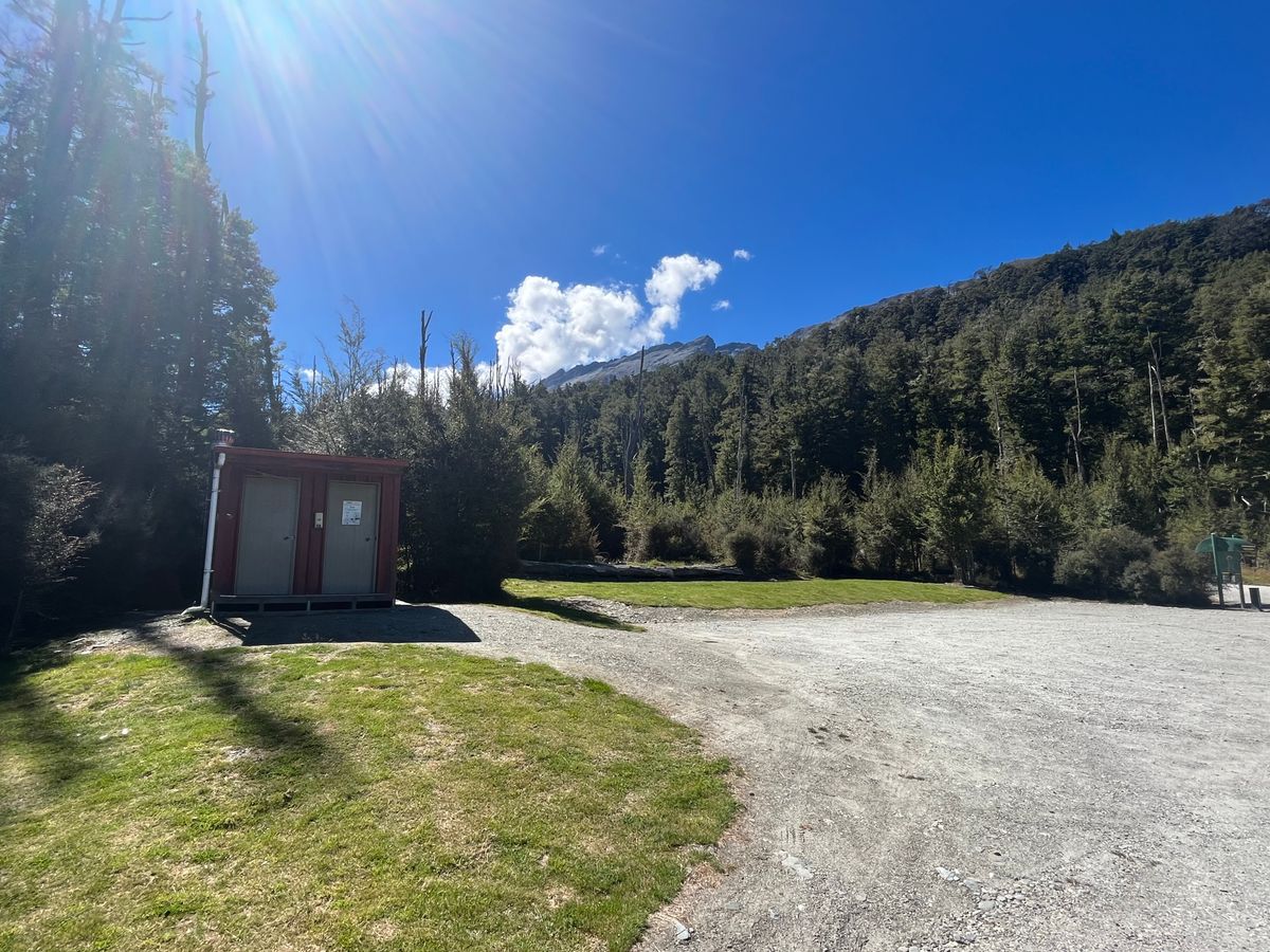 Diamond Lake Campsite image 1